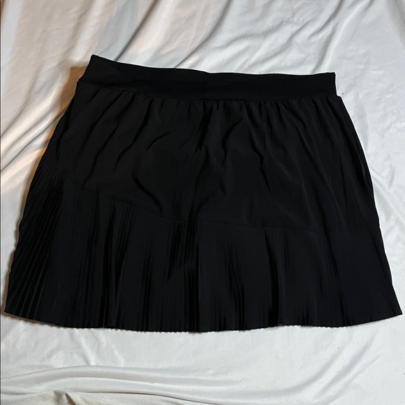 NWT Spanx Yes Pleats Skort - Picture 8 of 10